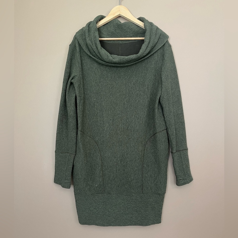 {Lululemon} Along the Way Dress in Heathered Dark Olive - Womens Small